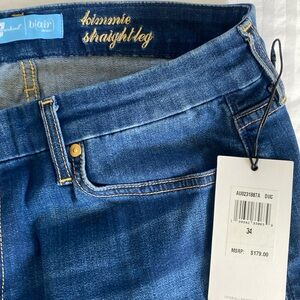 NWT. 7 for all mankind kimmie straght leg jeans